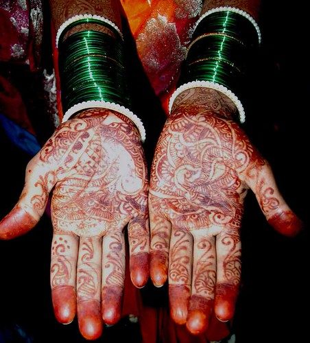 Mehendi morning - light and cool-toned